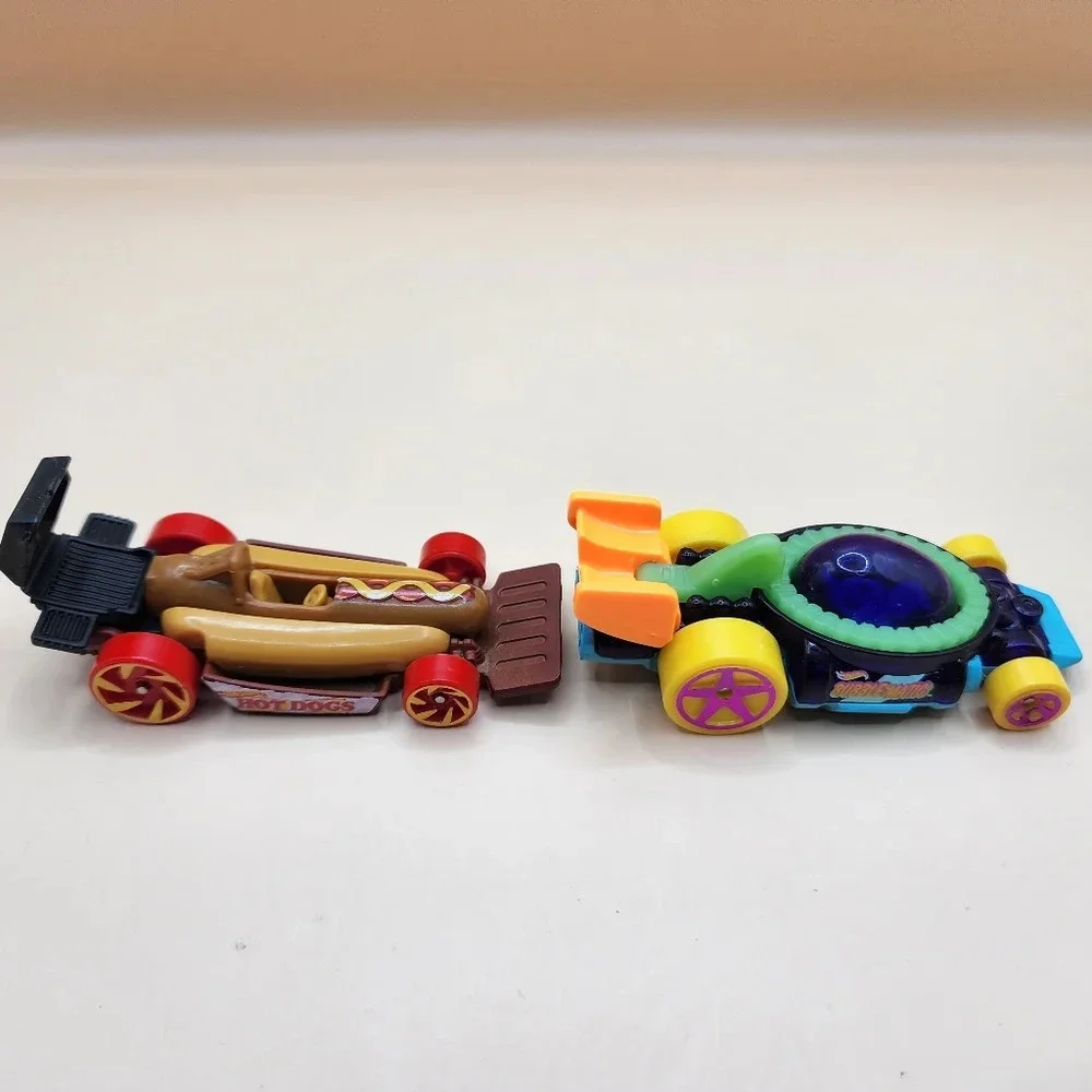 Hot Wheels Diecast Lot 2016 2017 Aisle Driver Gotta Go Skull Shaker Motosaurus